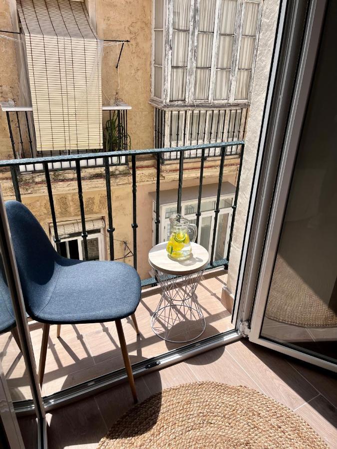 Gatu Premium Villa Flamenca , Preferente Mayores De 25 Anos Y Familias Cadiz Luaran gambar